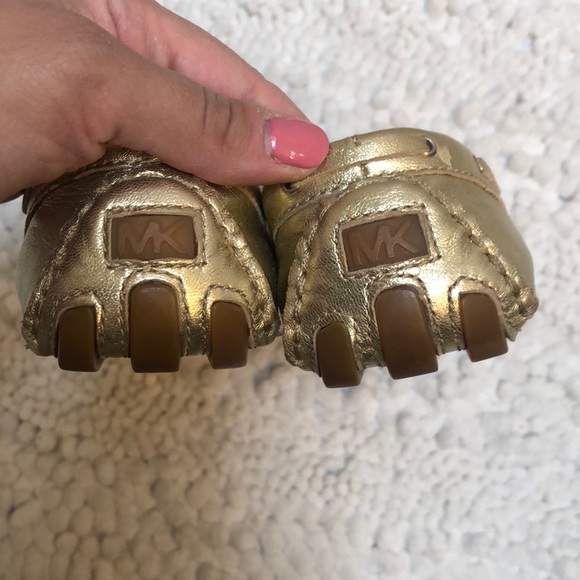 MICHAEL KORS LOAFERS - Picture 5 of 6